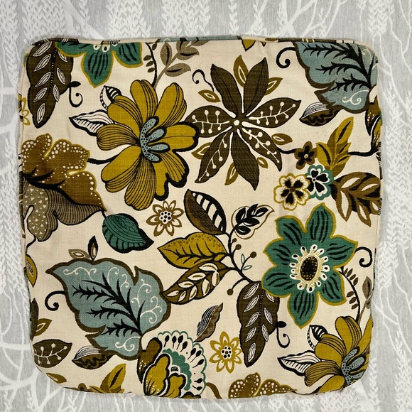 Three Coordinated Square Pillow Cases Sized Approximately 20.5” X 20.5” - Picture 3 of 8